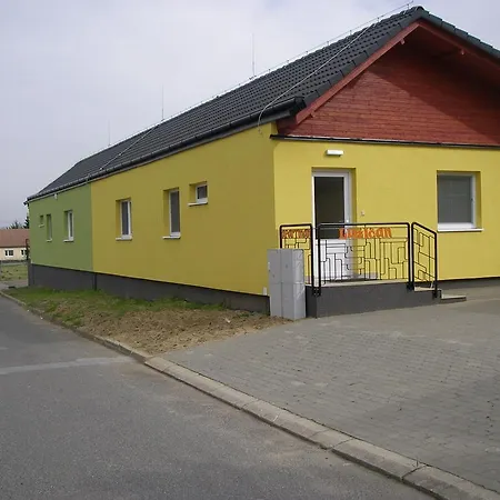 Apartament Apartman Luzican Luzice